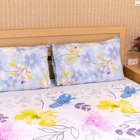 Xin Jing Zhan Homestay Hualien City Exterior photo