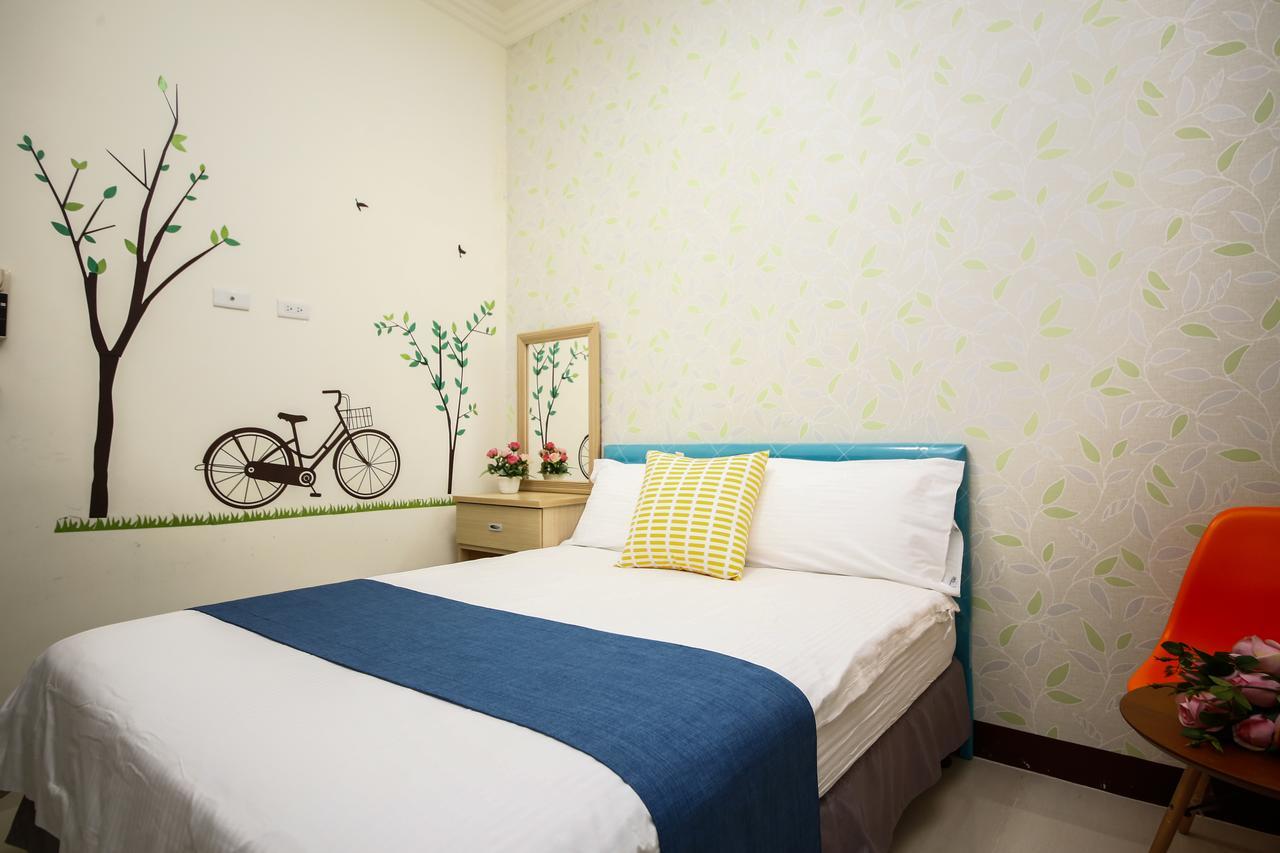 Xin Jing Zhan Homestay Hualien City Exterior photo